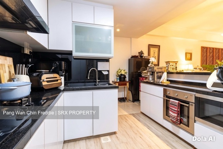 High Oak Condominium (D21), Condominium #602648931